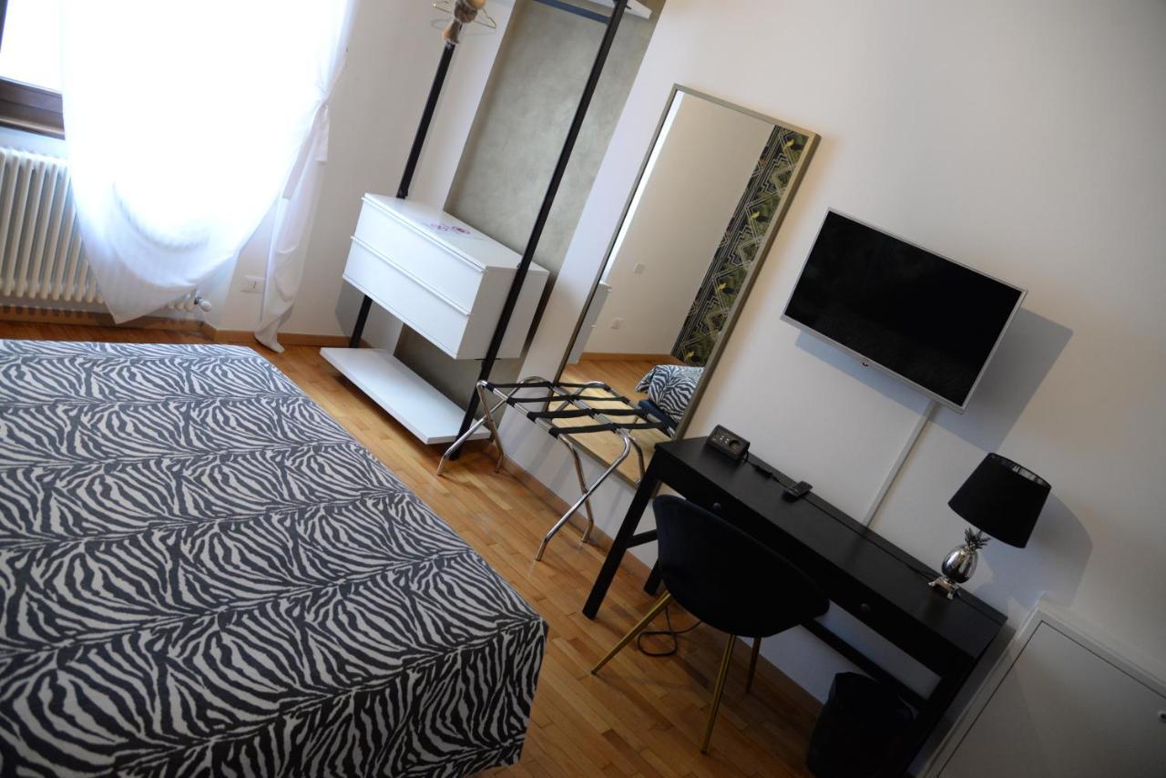 House Of - No Reception Bed & Breakfast Trento